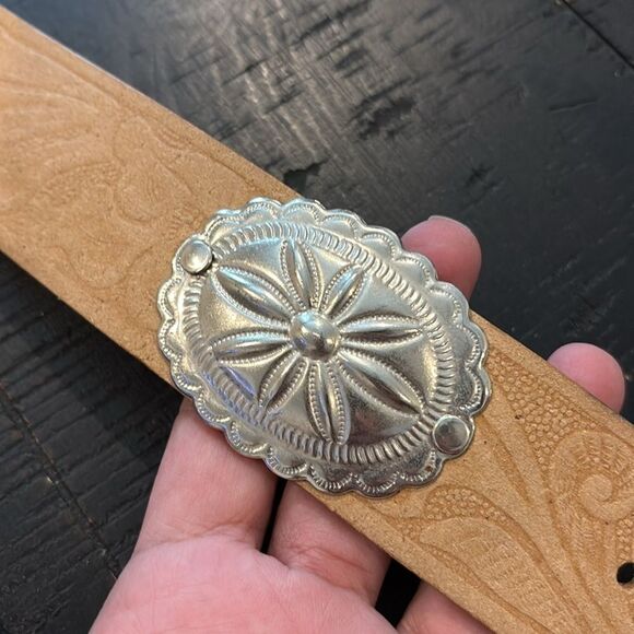 Embossed Western Cowgirl Cabochon Heavy Duty Leather USA Medium Rodeo Festival‍‍ - Picture 9 of 9